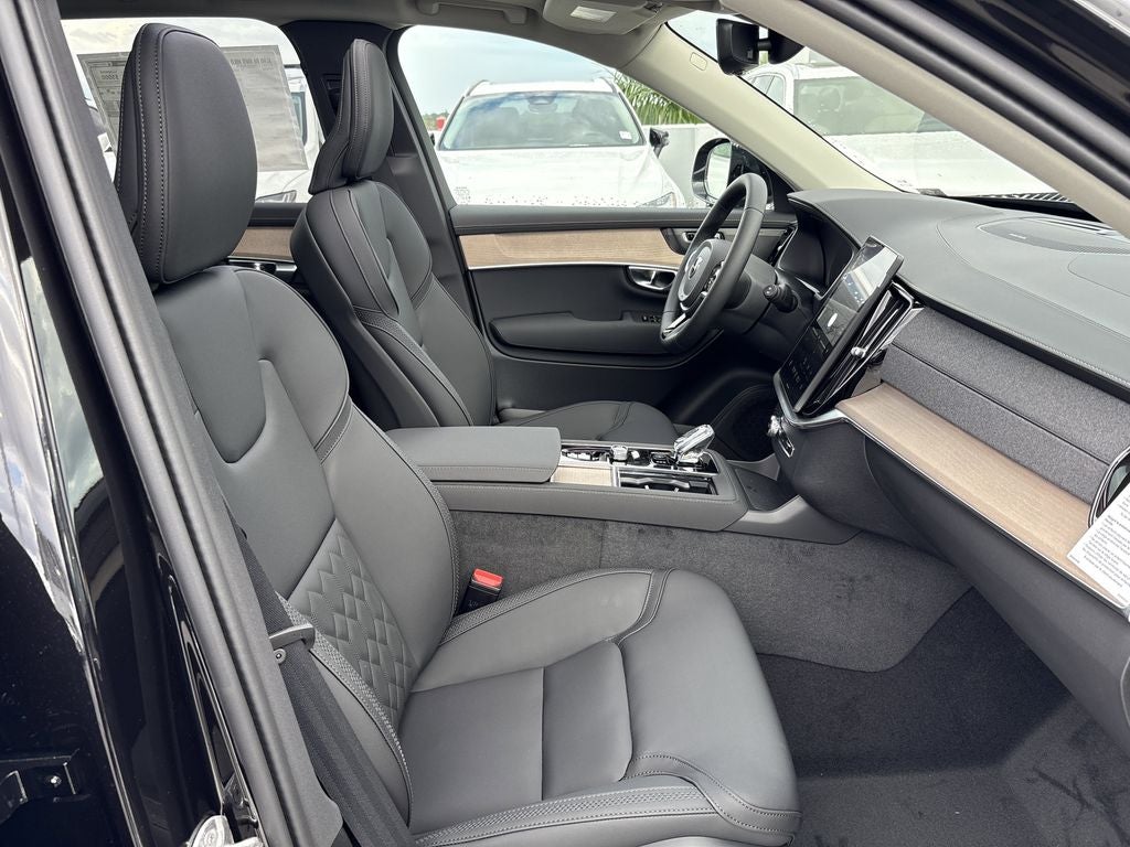 2026 Volvo XC90 B6 Plus 7-Seater