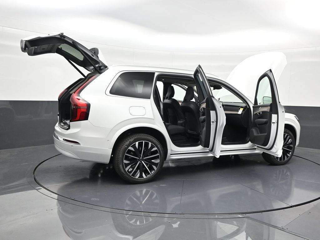 2026 Volvo XC90 B6 Plus 7-Seater