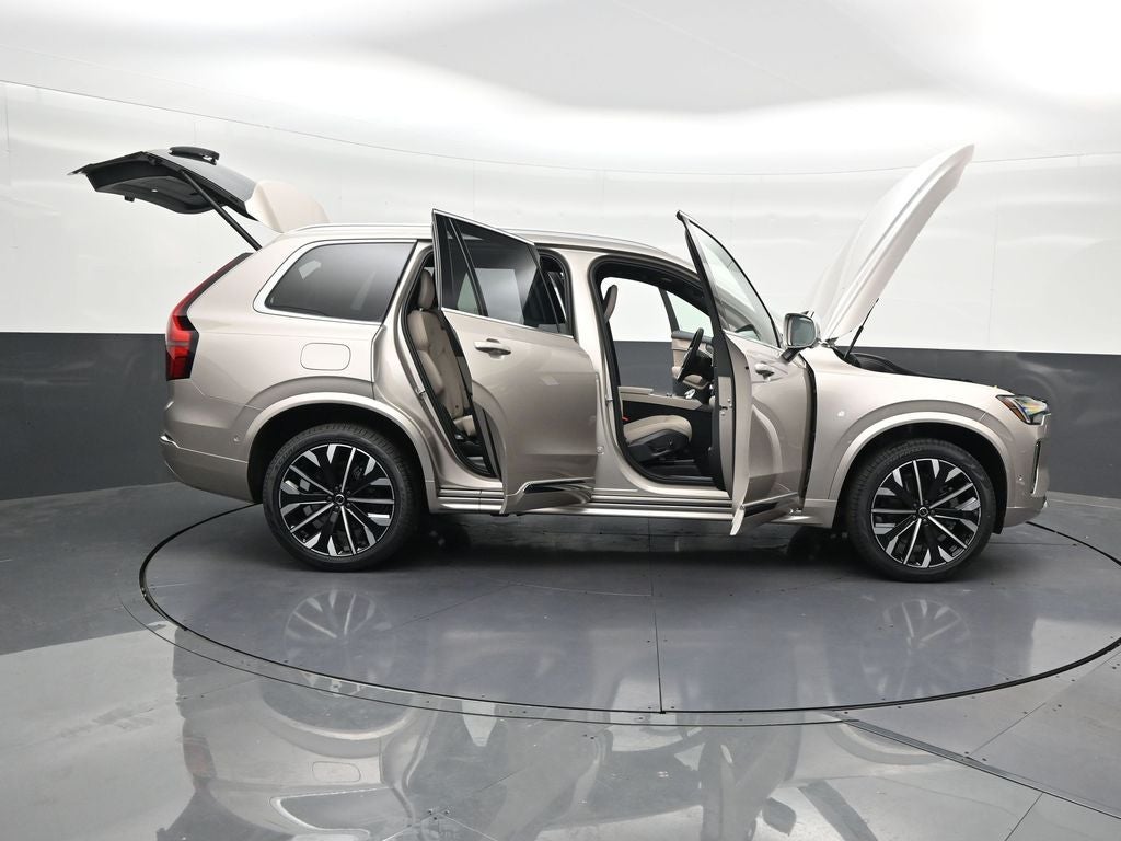 2026 Volvo XC90 B6 Plus 7-Seater