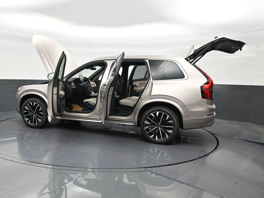 2026 Volvo XC90 B6 Plus 7-Seater