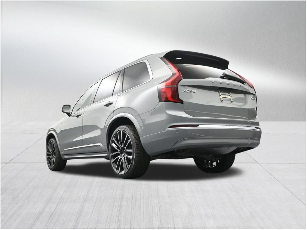 2026 Volvo XC90 B6 Plus 7-Seater