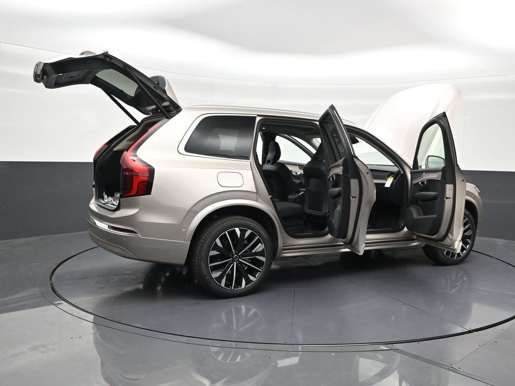 2026 Volvo XC90 B6 Plus 7-Seater