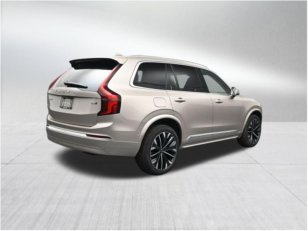 2026 Volvo XC90 B6 Plus 7-Seater