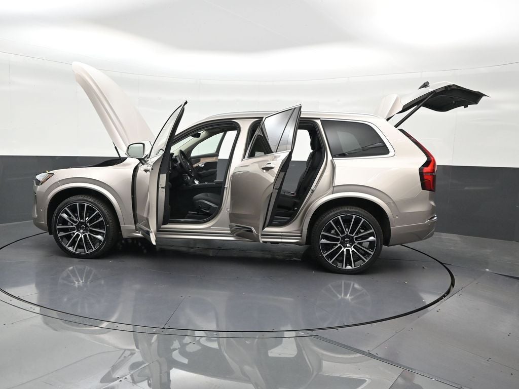 2026 Volvo XC90 B6 Plus 7-Seater