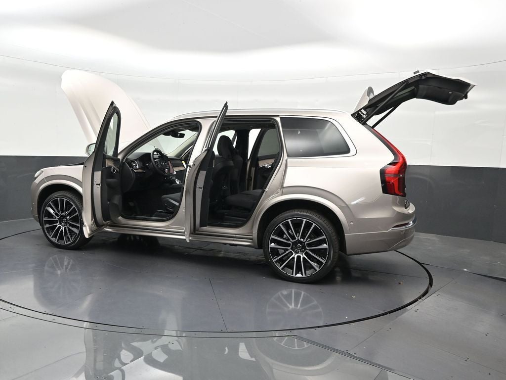 2026 Volvo XC90 B6 Plus 7-Seater