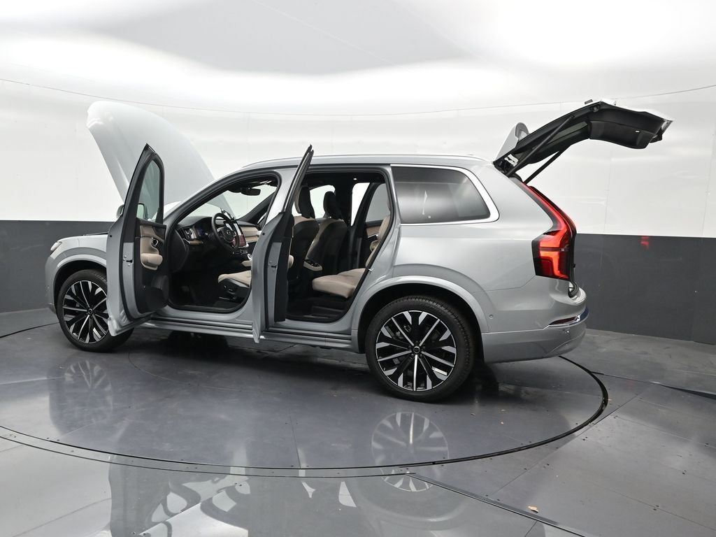 2026 Volvo XC90 B6 Plus 7-Seater