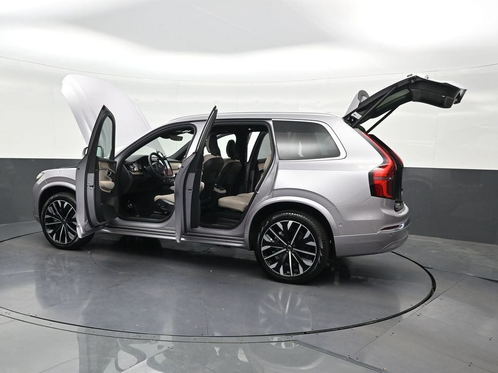 2026 Volvo XC90 B6 Plus 7-Seater
