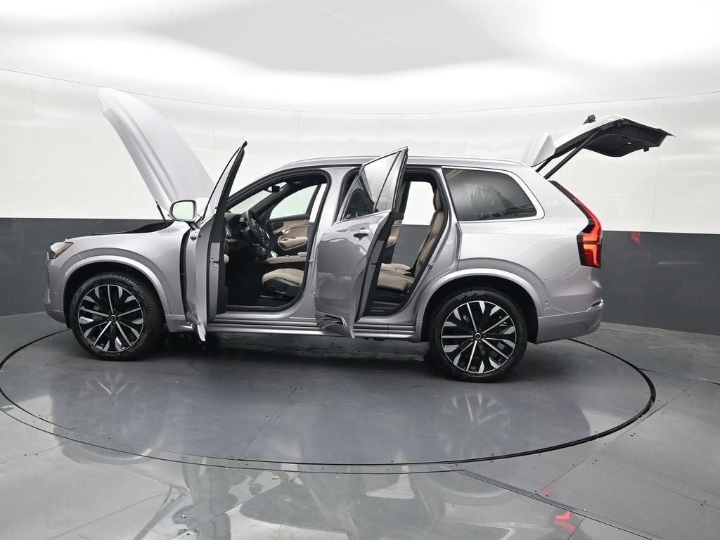 2026 Volvo XC90 B6 Plus 7-Seater