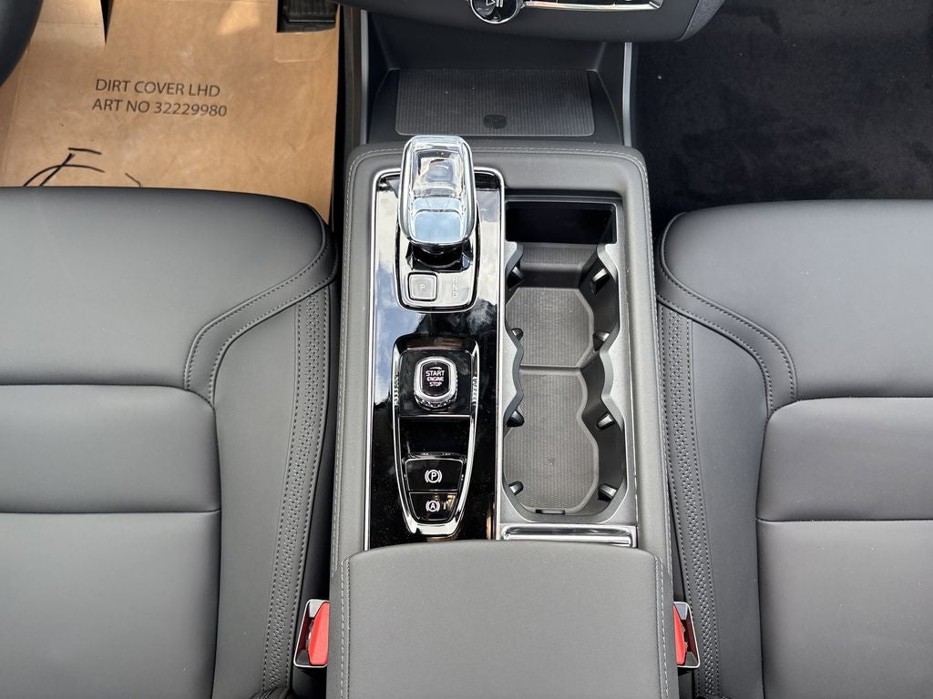 2026 Volvo XC90 B6 Plus 7-Seater