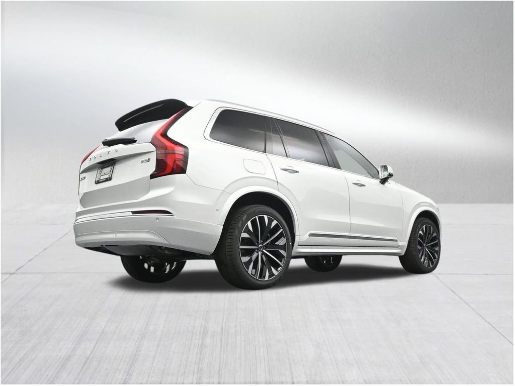 2026 Volvo XC90 B6 Plus 7-Seater