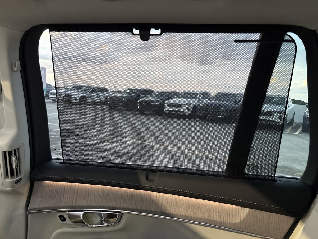 2026 Volvo XC90 B6 Ultra