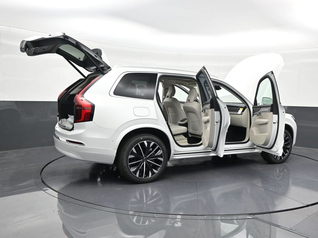 2026 Volvo XC90 B6 Ultra