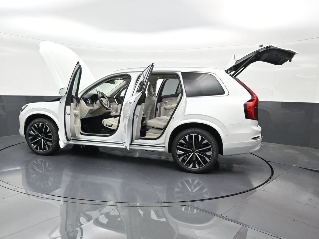 2026 Volvo XC90 B6 Ultra