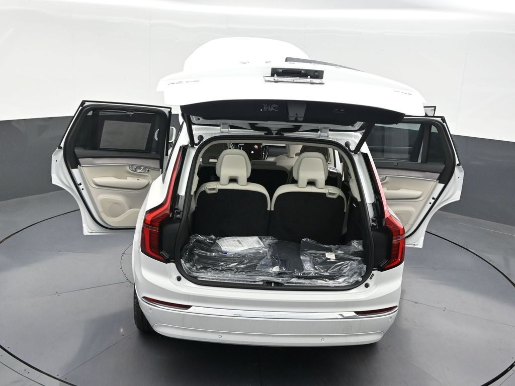 2026 Volvo XC90 B6 Ultra