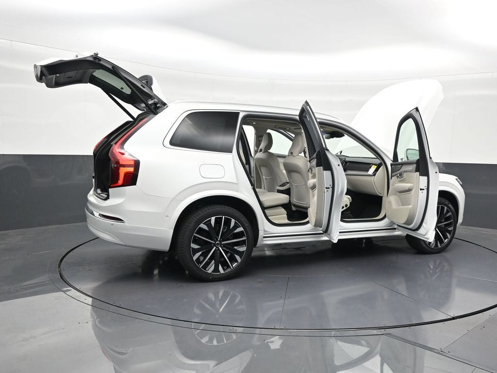 2026 Volvo XC90 B6 Ultra