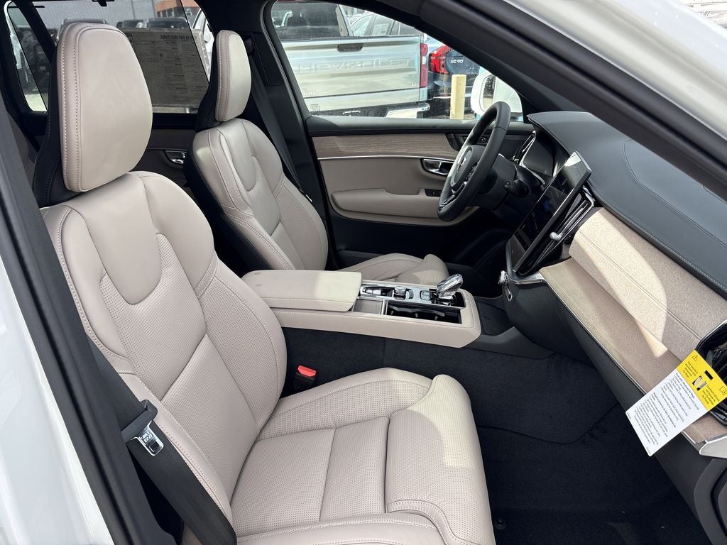 2026 Volvo XC90 B6 Ultra