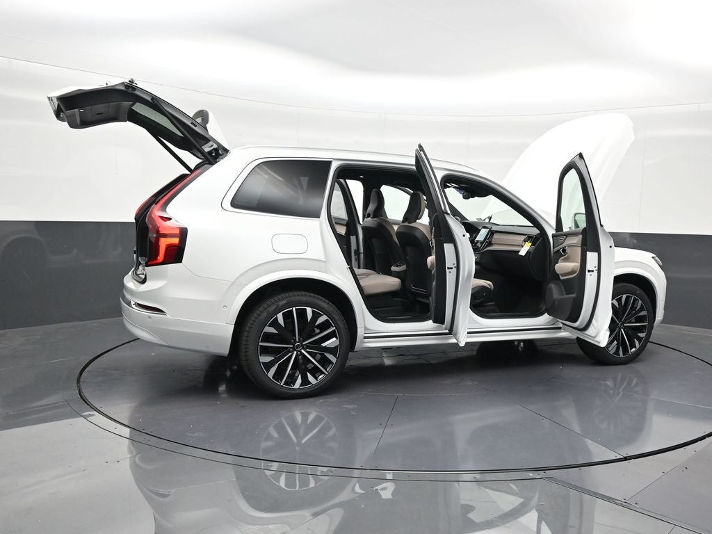 2026 Volvo XC90 B6 Ultra