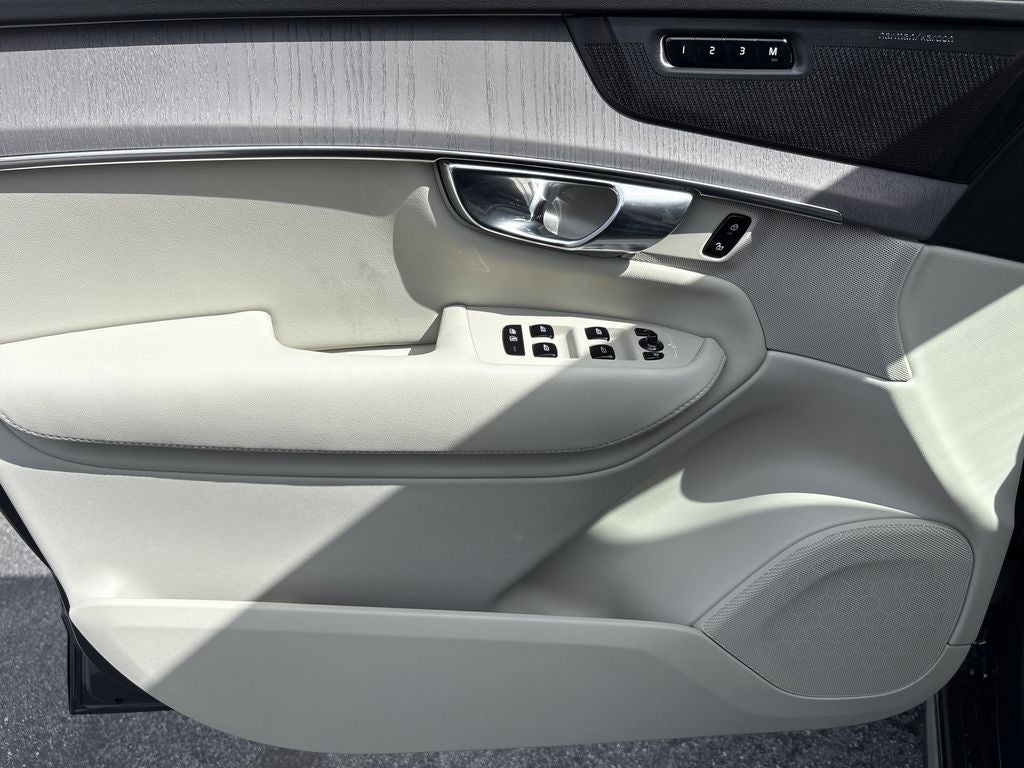 2026 Volvo XC90 B6 Ultra