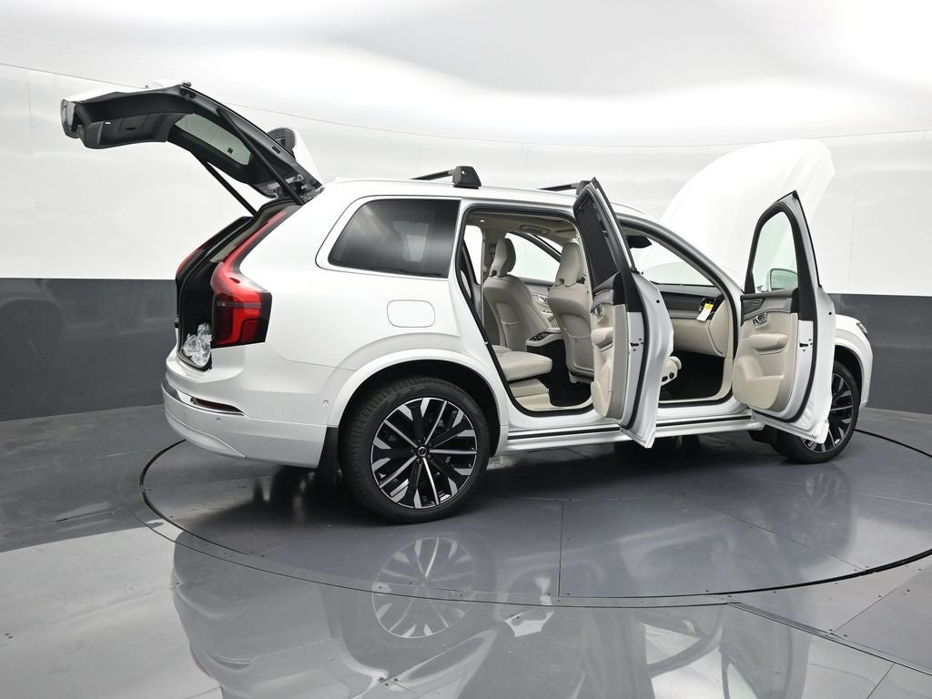 2026 Volvo XC90 B6 Ultra