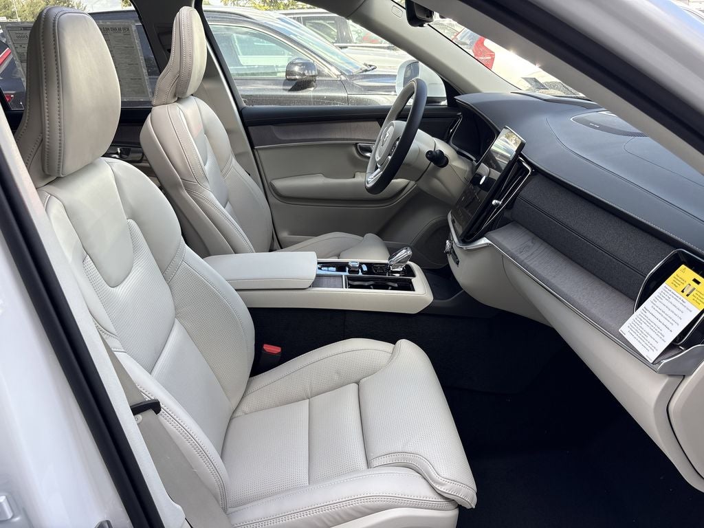 2026 Volvo XC90 B6 Ultra