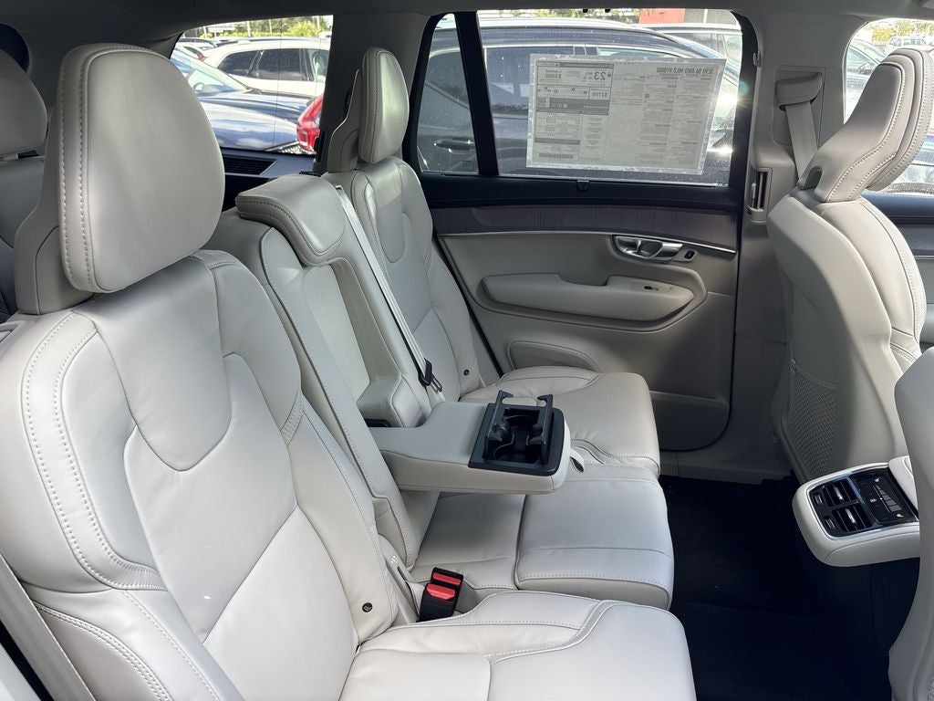 2026 Volvo XC90 B6 Ultra