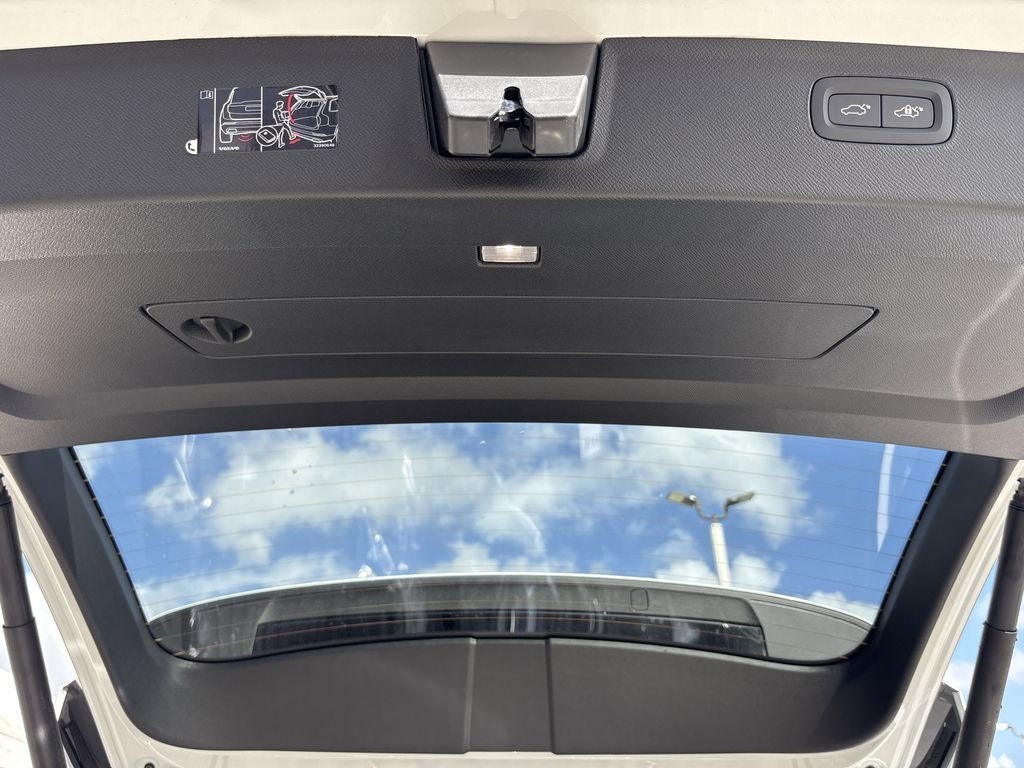 2026 Volvo XC90 B6 Ultra