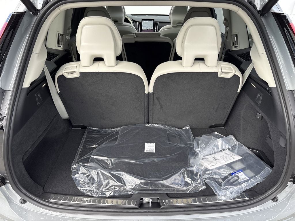 2026 Volvo XC90 B6 Ultra