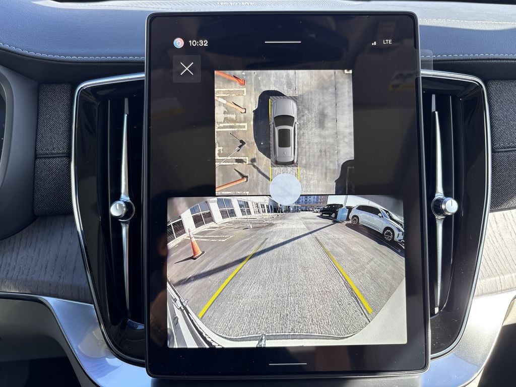 2026 Volvo XC90 B6 Ultra