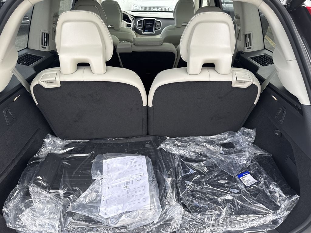 2025 Volvo XC90 B6 Ultra