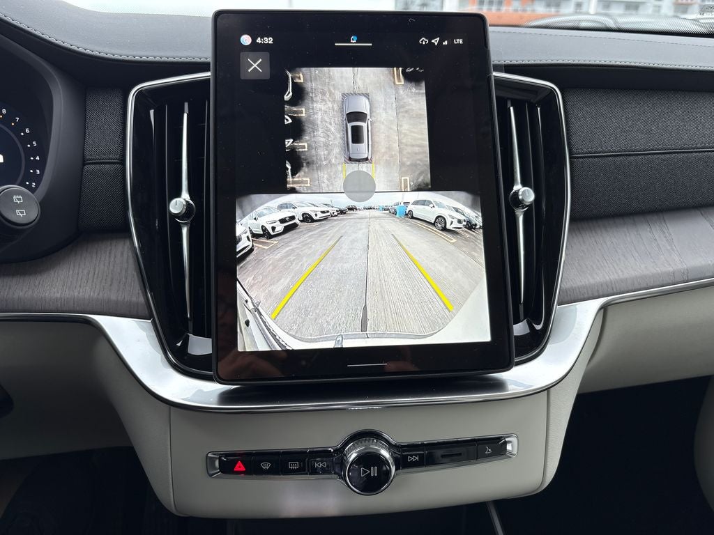 2026 Volvo XC90 B6 Ultra