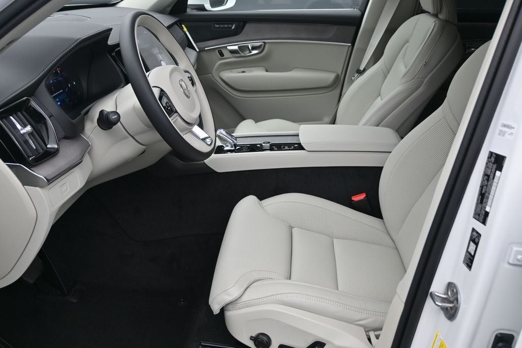 2026 Volvo XC90 B6 Ultra