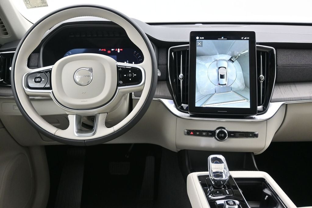 2026 Volvo XC90 B6 Ultra