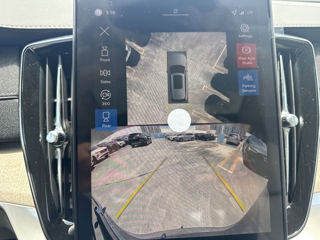 2026 Volvo XC90 B6 Ultra