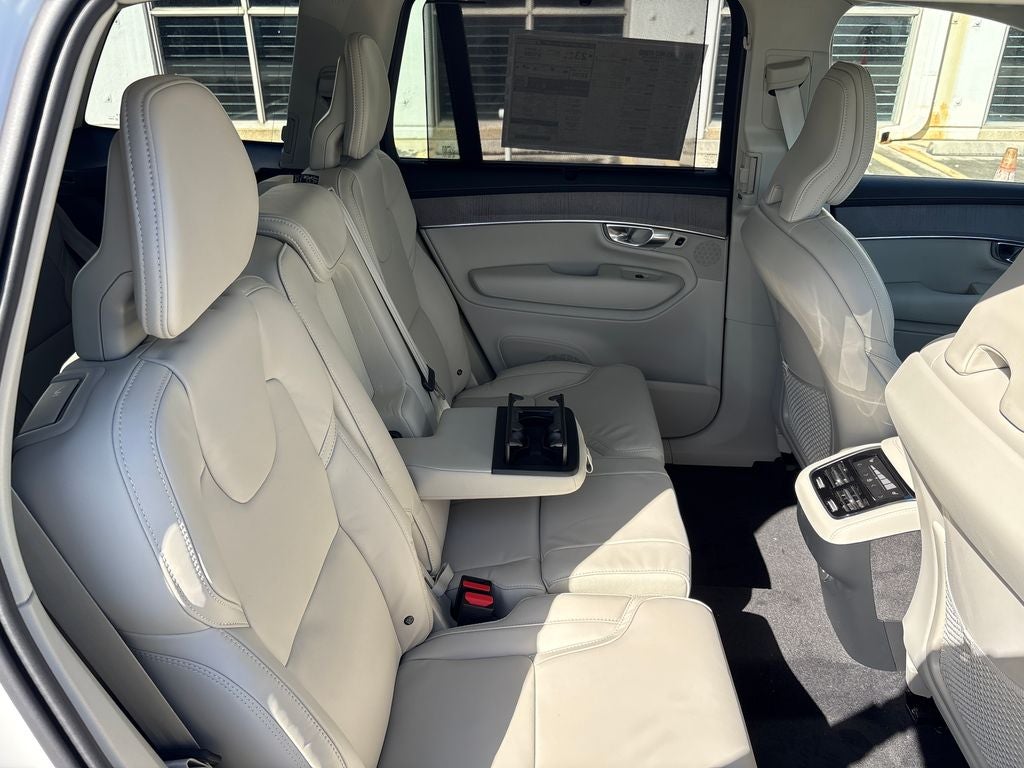 2026 Volvo XC90 B6 Ultra