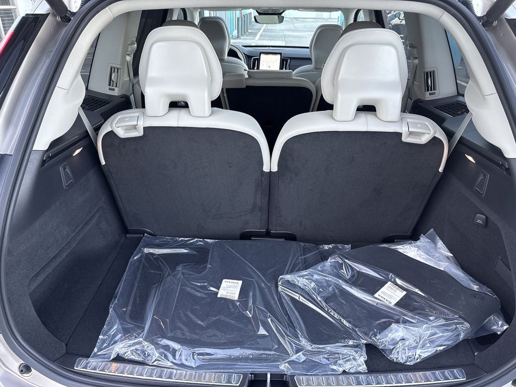 2026 Volvo XC90 B6 Ultra