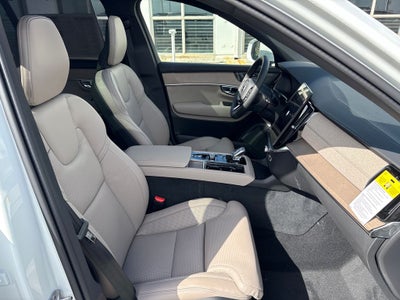 2026 Volvo XC90 B6 Ultra