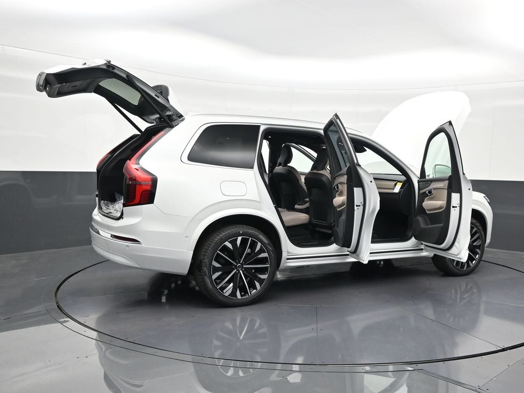 2026 Volvo XC90 B6 Ultra