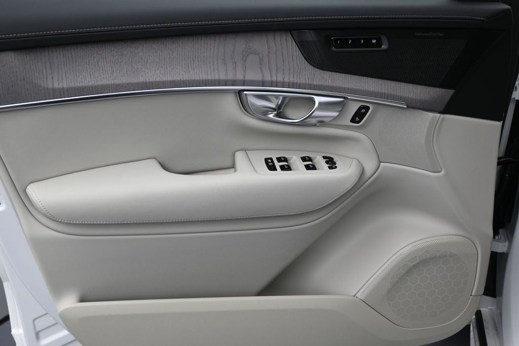 2026 Volvo XC90 B6 Ultra