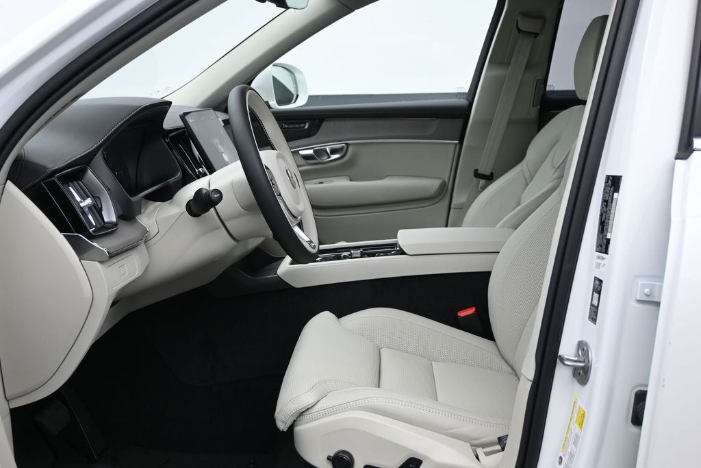 2026 Volvo XC90 B6 Ultra