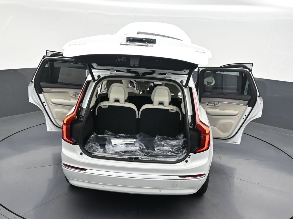 2026 Volvo XC90 B6 Ultra