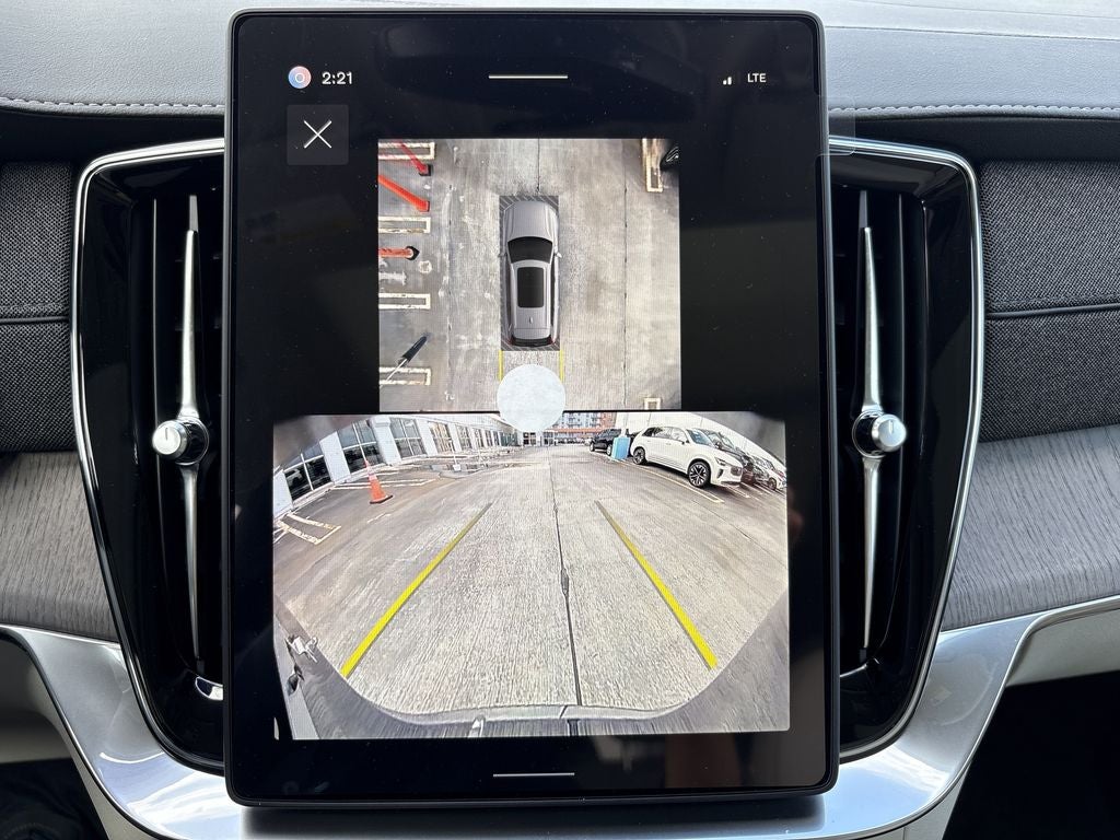 2026 Volvo XC90 B6 Ultra