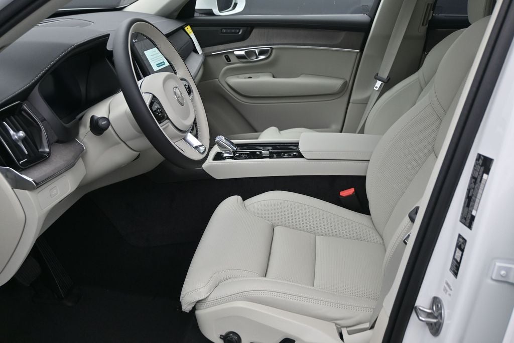 2026 Volvo XC90 B6 Ultra