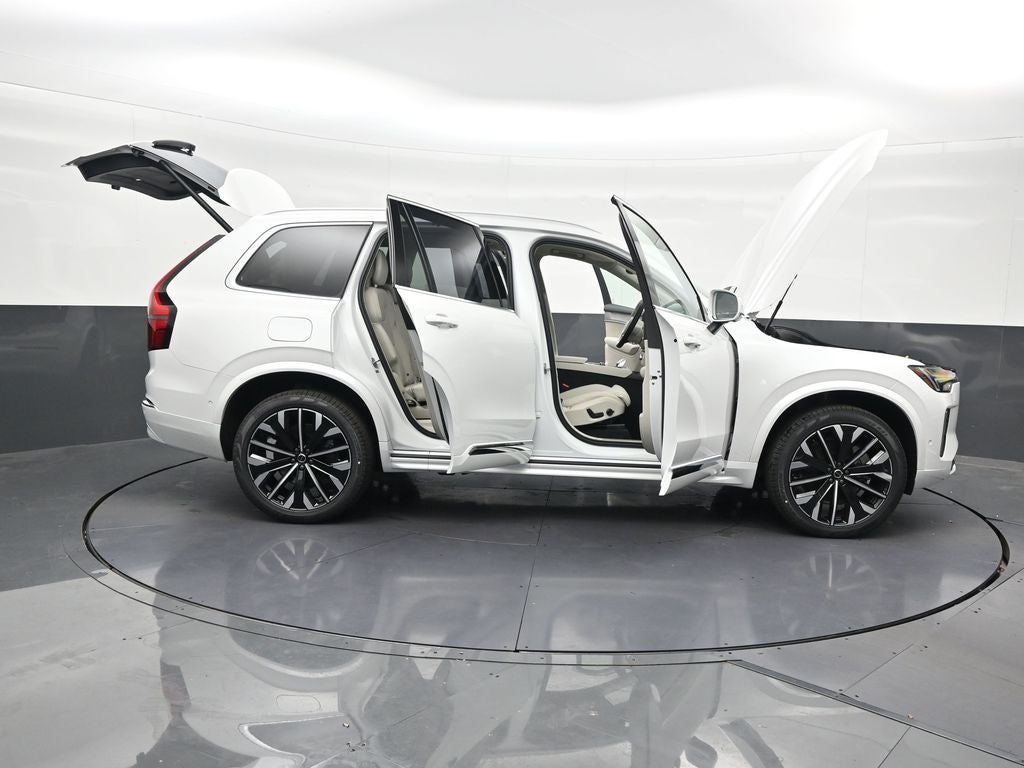2026 Volvo XC90 B6 Ultra