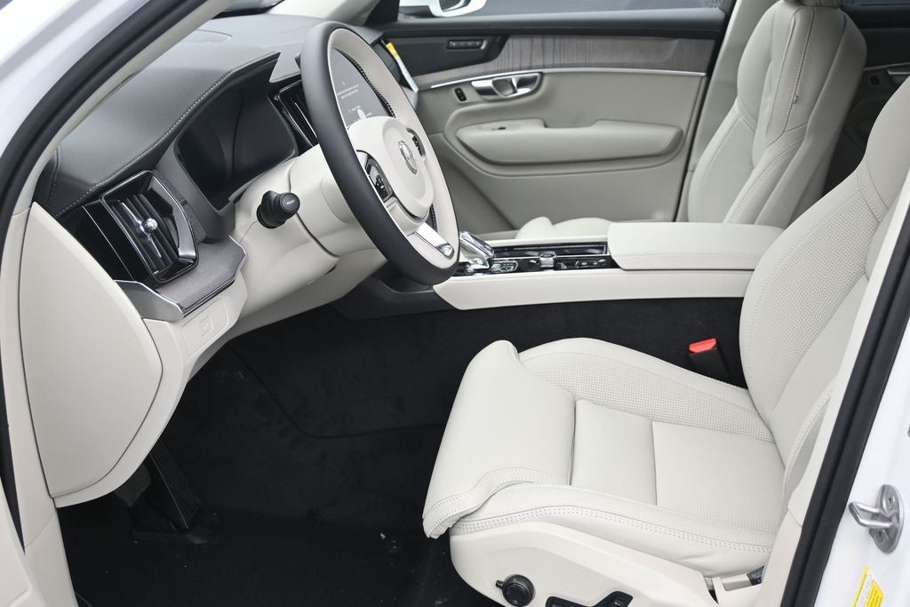 2026 Volvo XC90 B6 Ultra