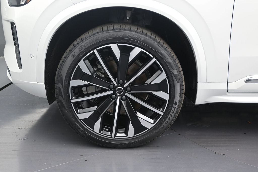 2026 Volvo XC90 B6 Ultra