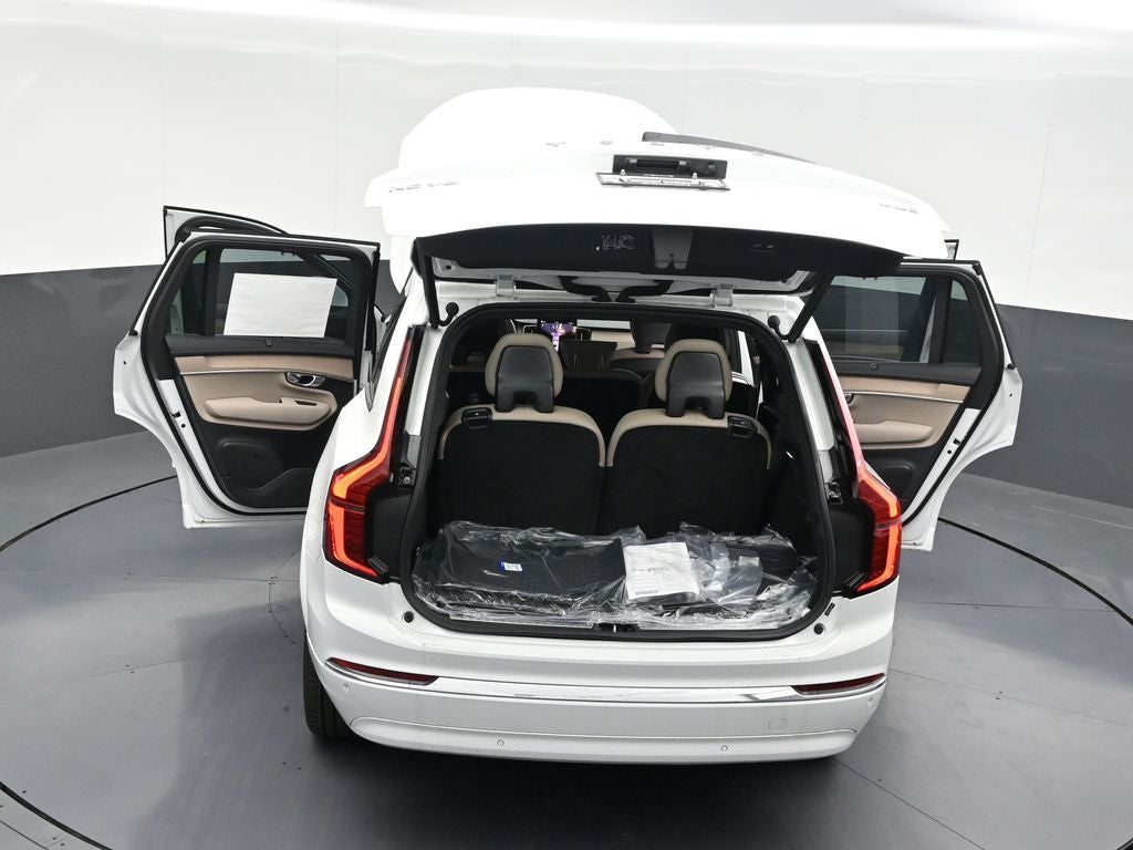2026 Volvo XC90 B6 Ultra