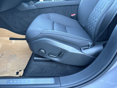 2026 Volvo XC90 B6 Core