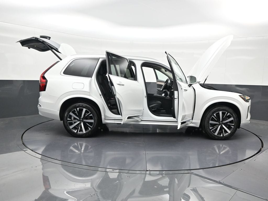 2026 Volvo XC90 B6 Core