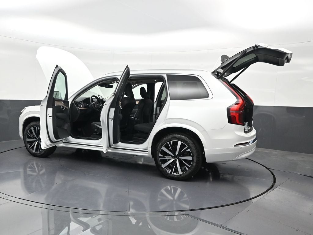 2026 Volvo XC90 B6 Core