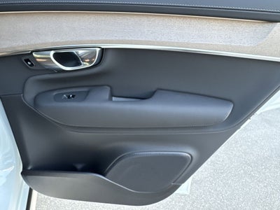 2026 Volvo XC90 B6 Core